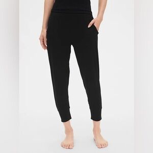 Gap body Women's Black Jogger Pants size small NWT
